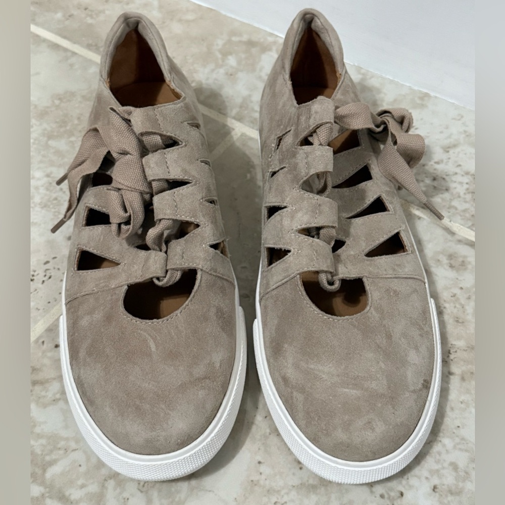 L'Amour Des Pieds Kanav Suede Cut-Out Sneakers In Taupe Color (Size 11 M).